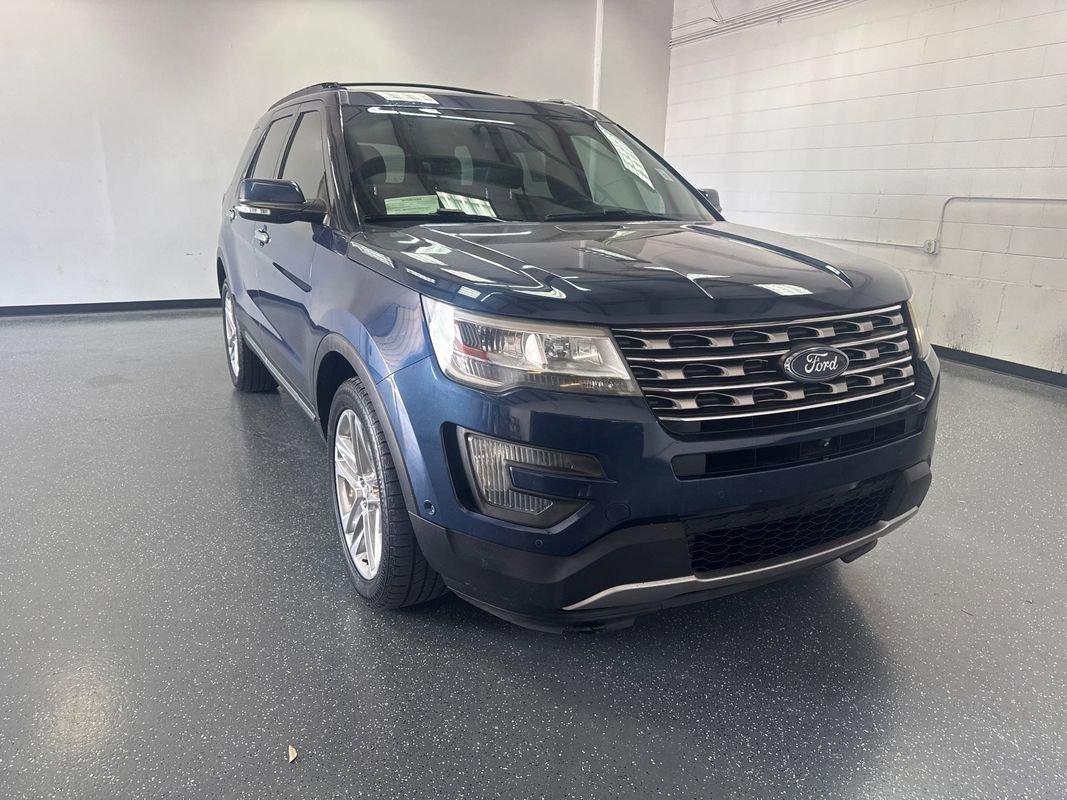 Used 2016 Ford Explorer Limited w/ Equipment Group 301A AWD/4WD image 1