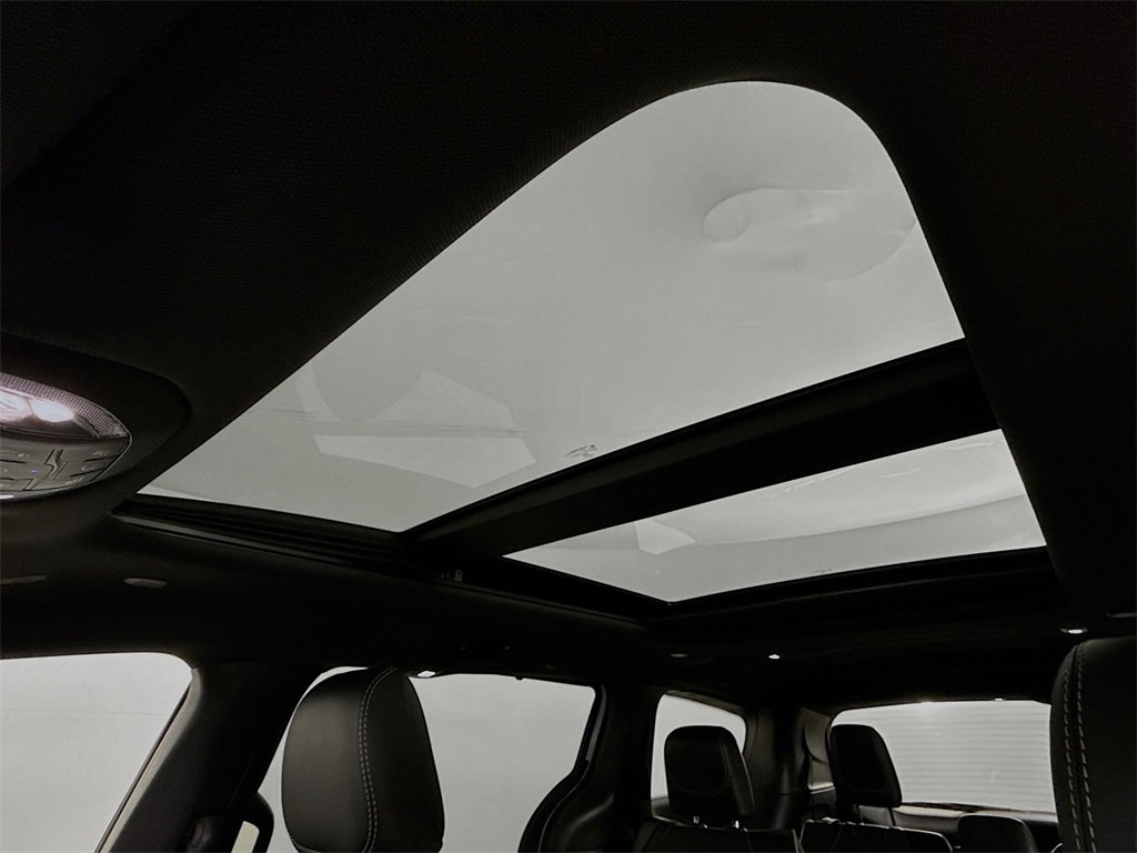 New 2026 Chrysler Pacifica Limited image 14