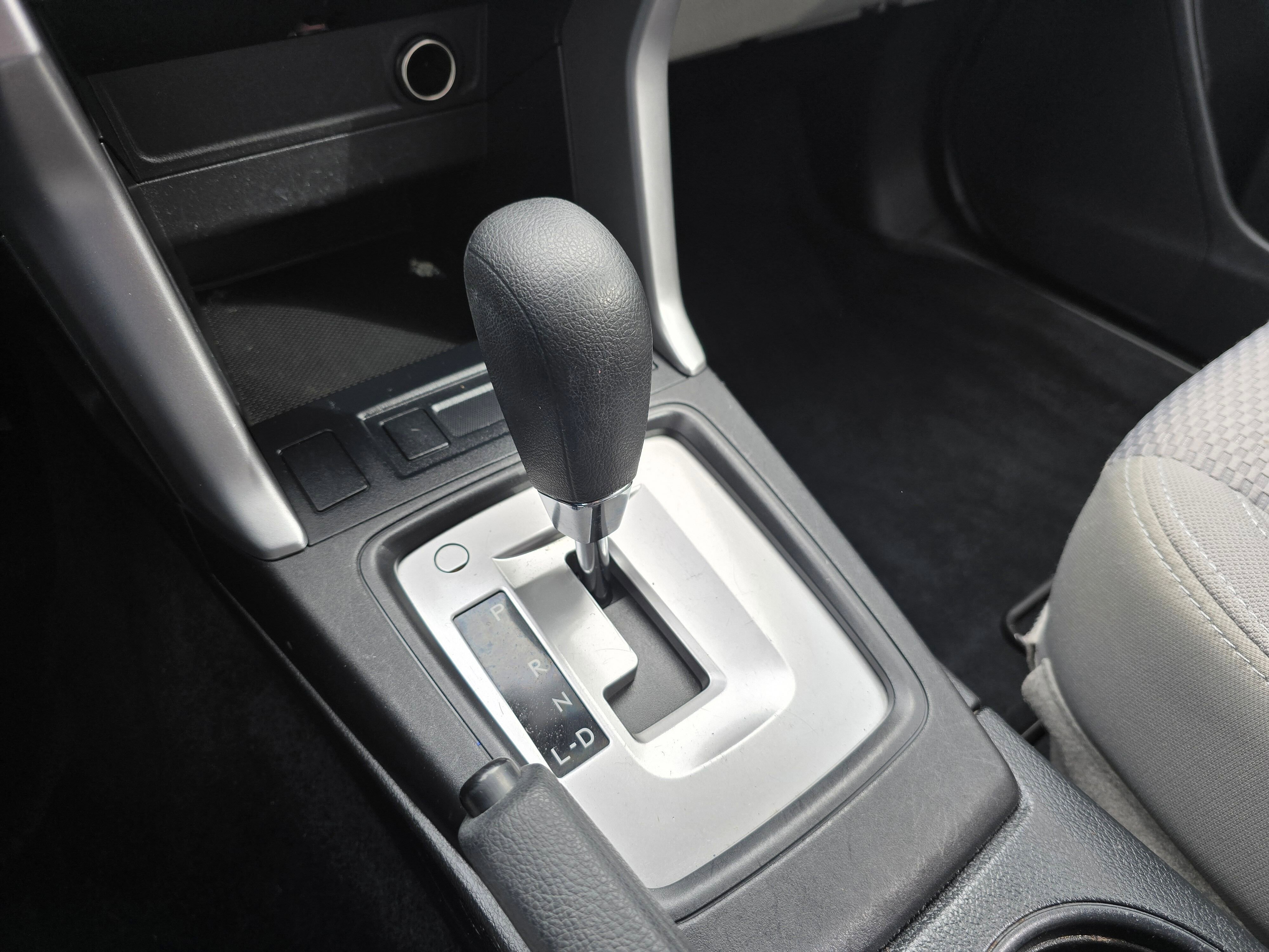 Used 2015 Subaru Forester 2.5i w/ Alloy Wheel Package image 19