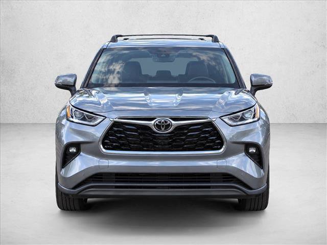 Used 2026 Toyota Highlander Limited AWD/4WD video 2