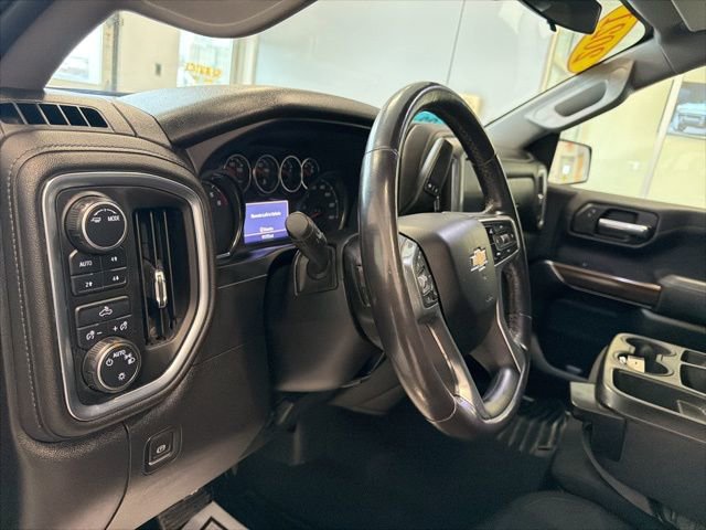 Used 2021 Chevrolet Silverado 1500 LT w/ Z71 Off-Road Package image 19