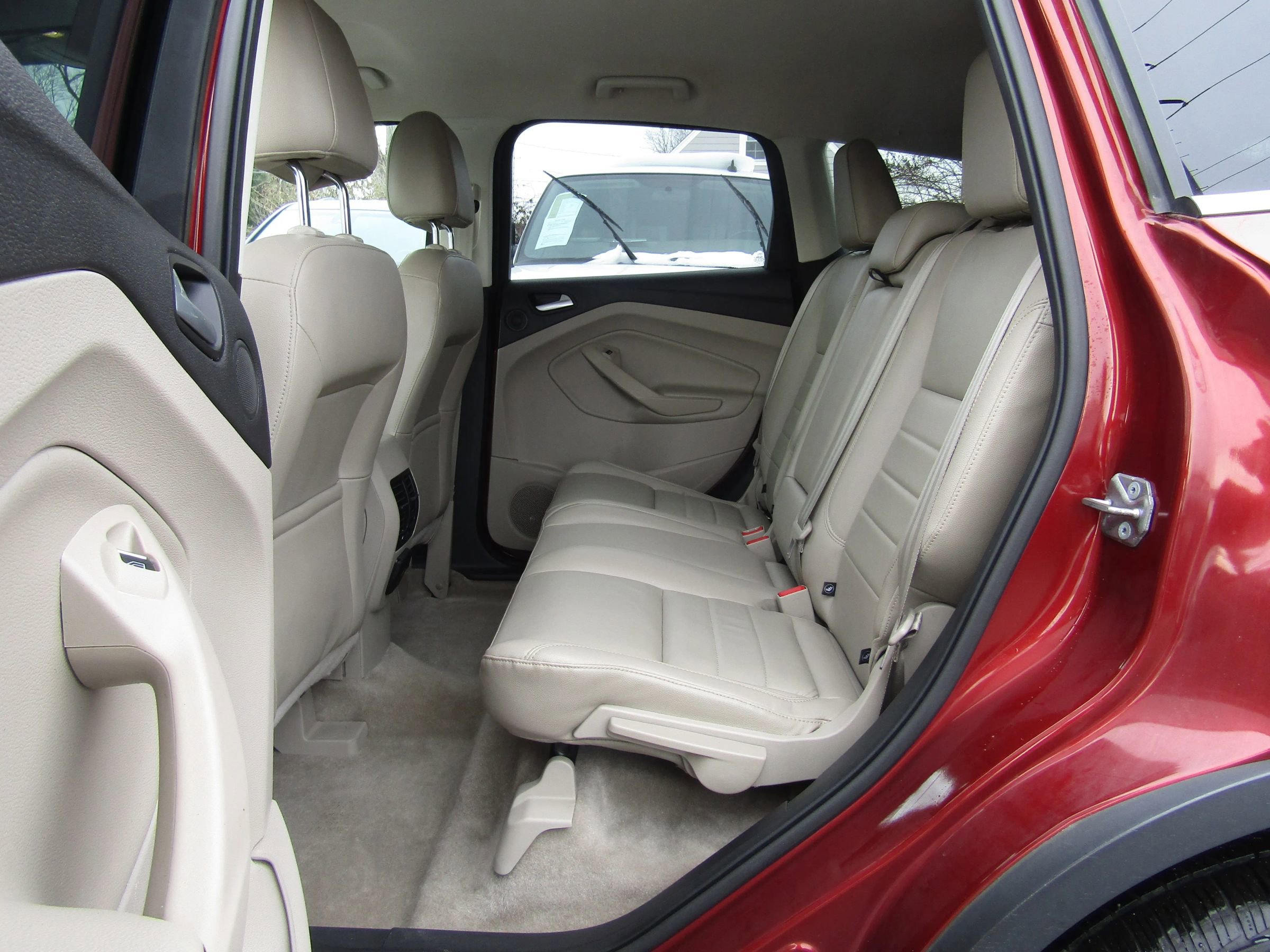 Used 2016 Ford Escape Titanium image 19