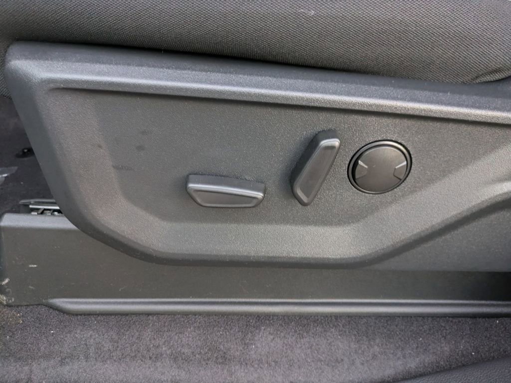 New 2026 Ford F150 XLT w/ Equipment Group 302A MID image 22