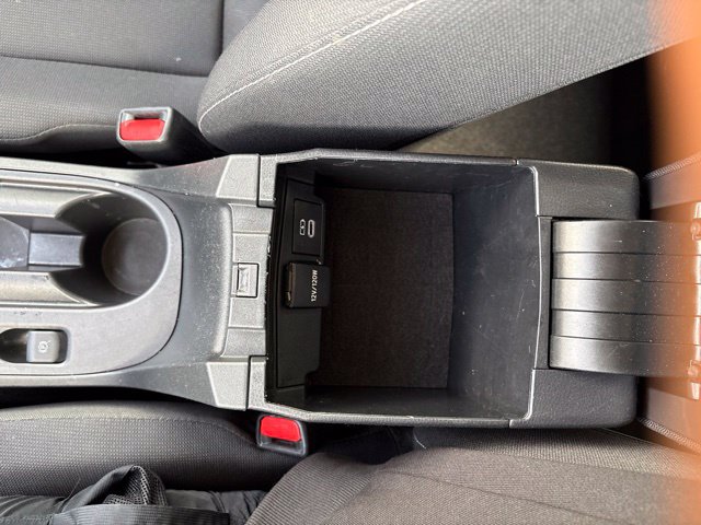 Used 2025 Toyota Corolla LE AWD/4WD image 25
