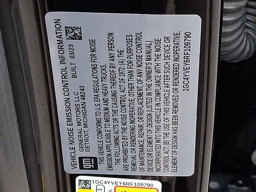 Used 2024 Chevrolet Silverado 3500 High Country w/ High Country Premium Package AWD/4WD image 22