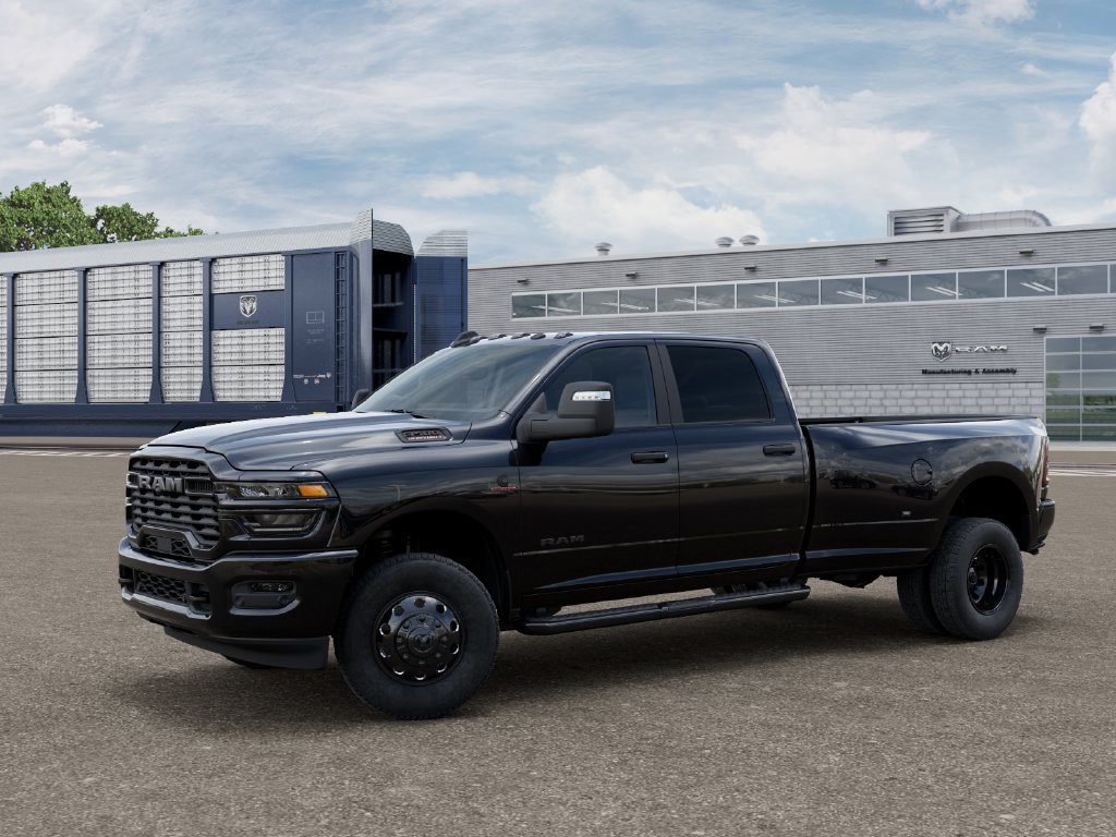 New 2027 RAM 3500 Big Horn AWD/4WD image 2