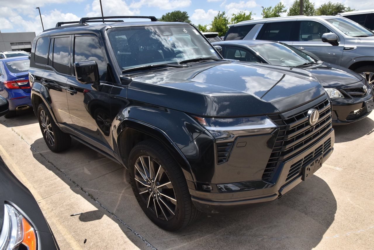 Used 2025 Lexus GX 550 w/ Accessory Package (2T) AWD/4WD image 4