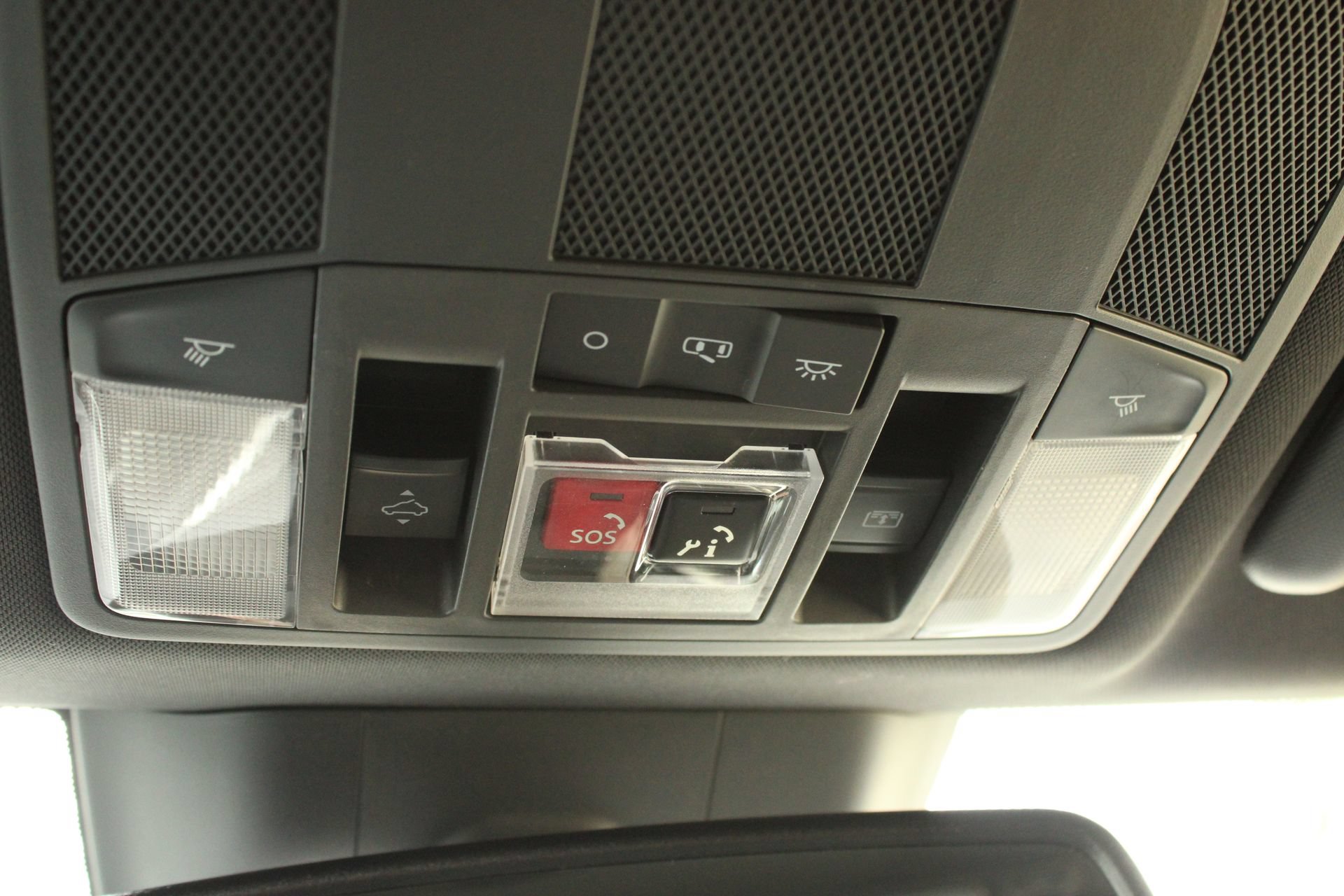 Used 2024 Mitsubishi Eclipse Cross SEL AWD/4WD image 53