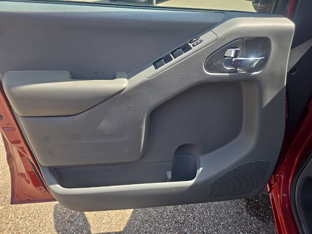 Used 2019 Nissan Frontier SV w/ Value Truck Package AWD/4WD image 10