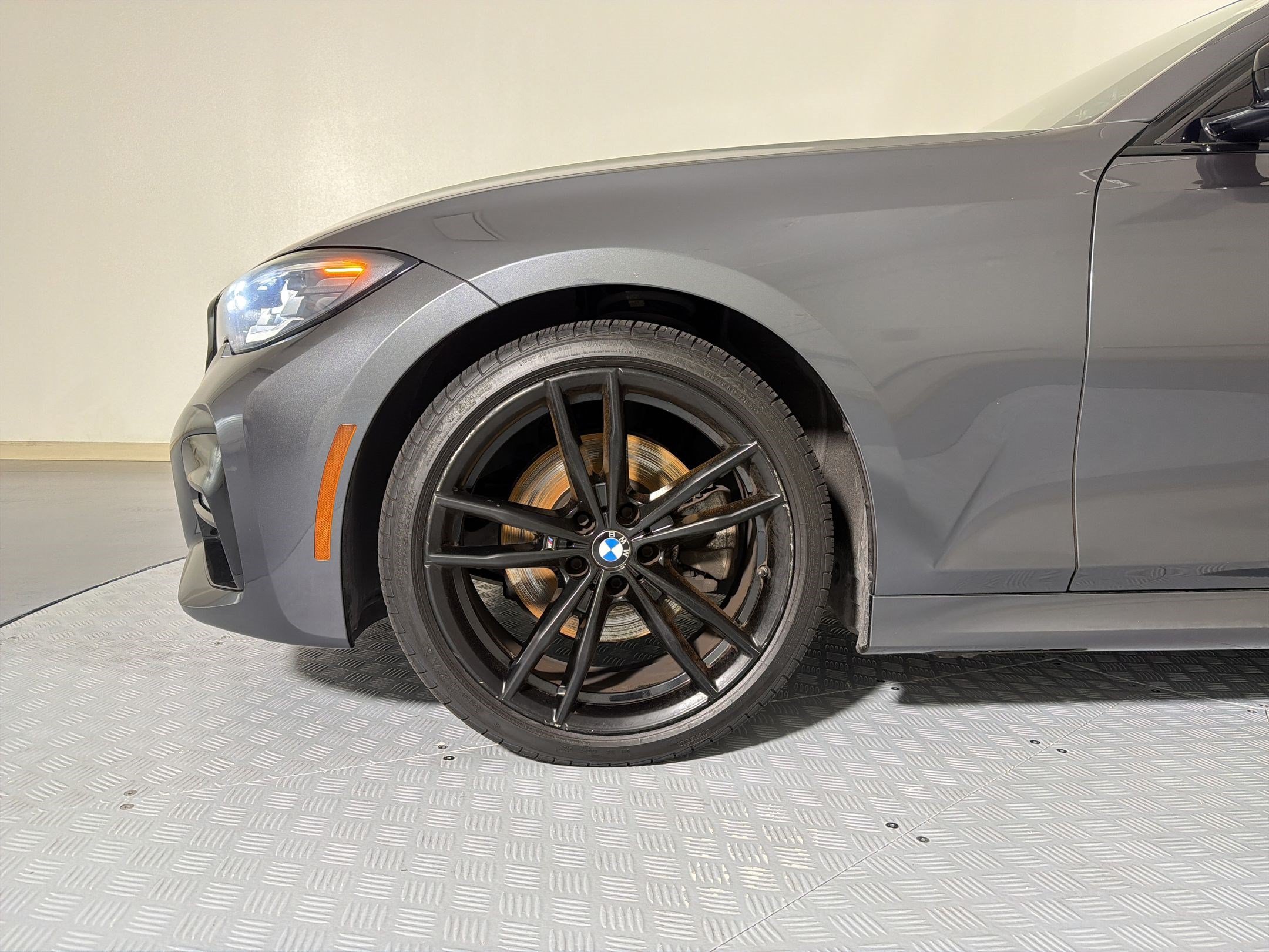 Used 2022 BMW 330i xDrive Sedan w/ M Sport Package AWD/4WD image 10