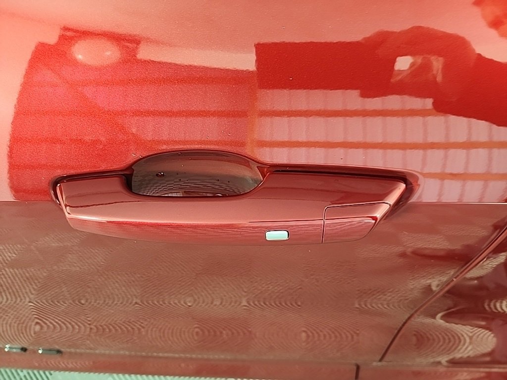 New 2026 Chevrolet Traverse RS image 15