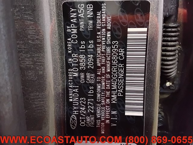 Used 2024 Hyundai Elantra SEL FWD image 21