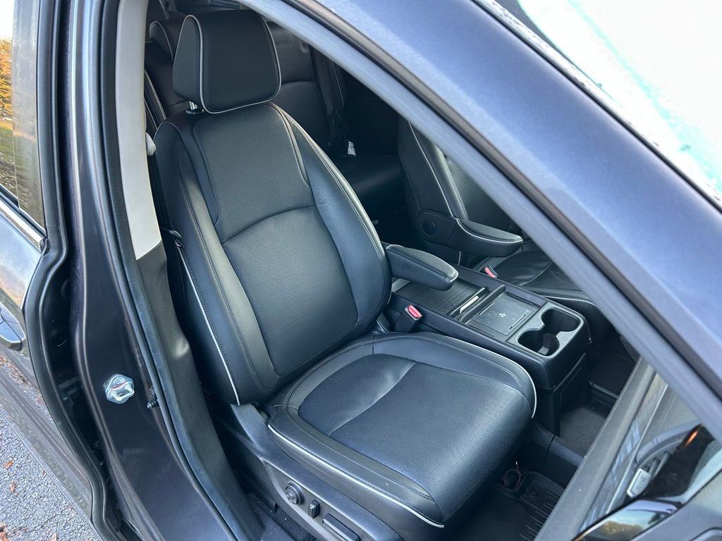 Used 2025 Honda Odyssey Elite image 17