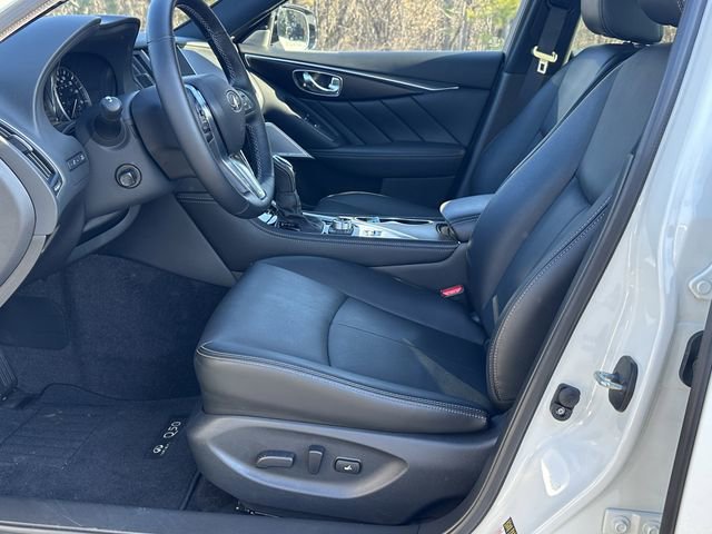 Used 2024 INFINITI Q50 Sensory image 10