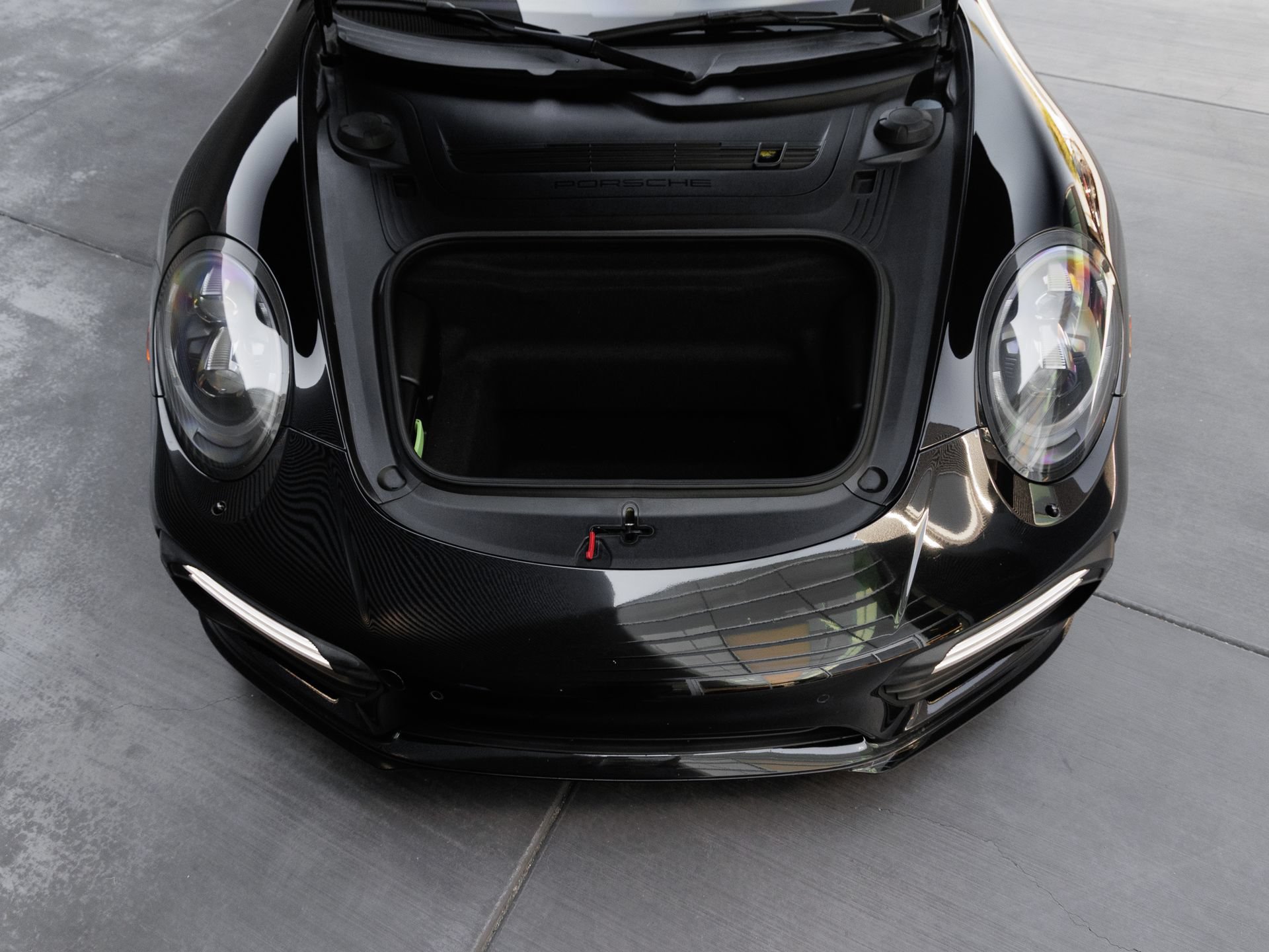 Certified 2018 Porsche 911 Turbo AWD/4WD image 41