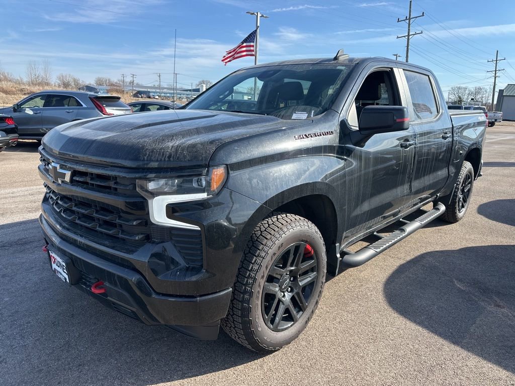 Used 2024 Chevrolet Silverado 1500 RST w/ Redline Edition image 9
