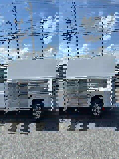 New 2025 Chevrolet Express 3500 w/ Power Convenience Package image 9