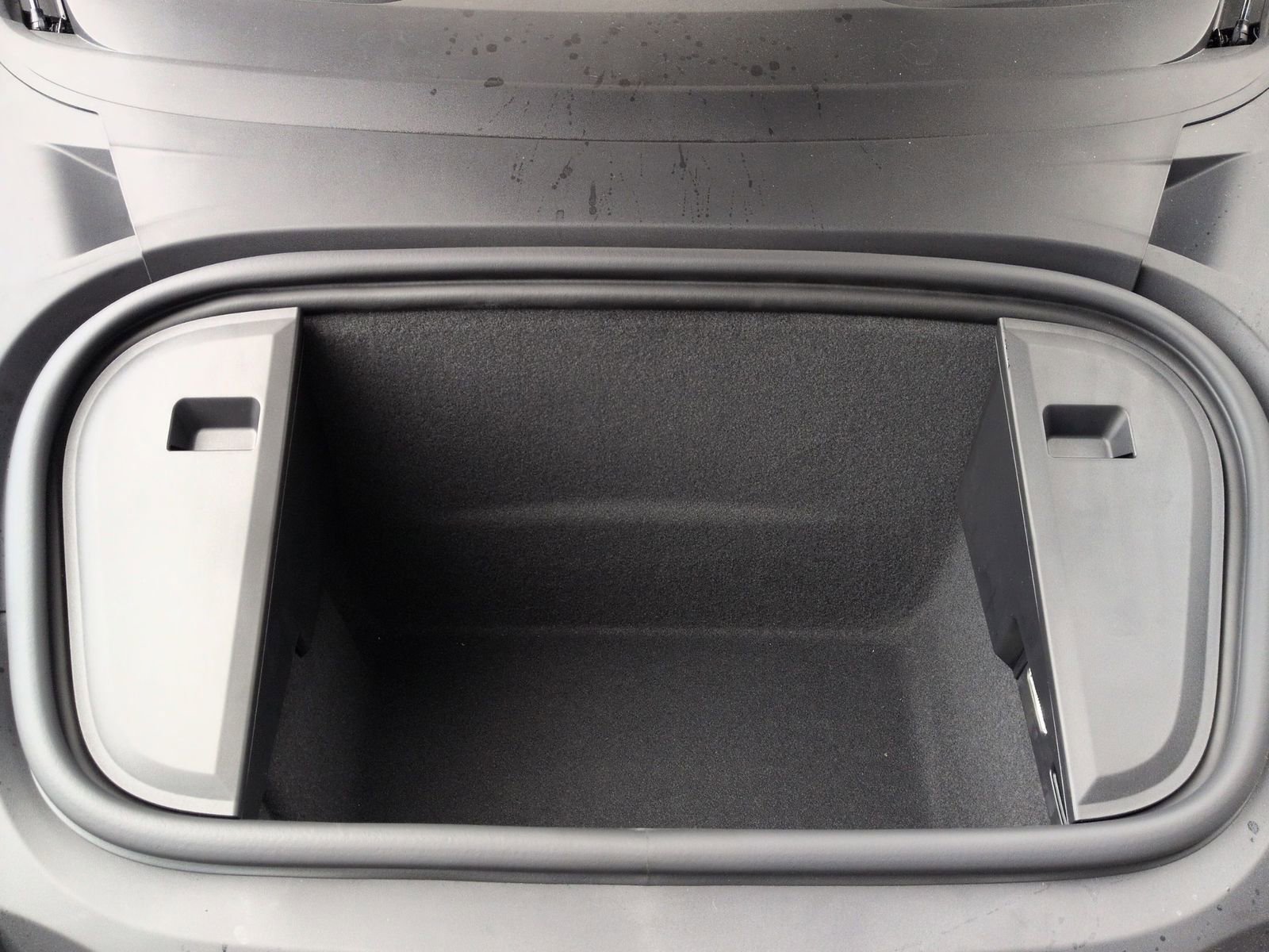 New 2026 Porsche Taycan image 27