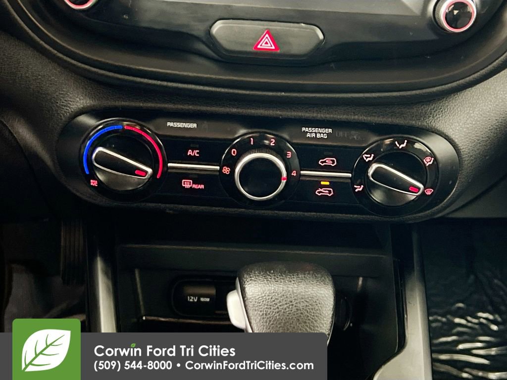 Used 2020 Kia Soul LX image 9