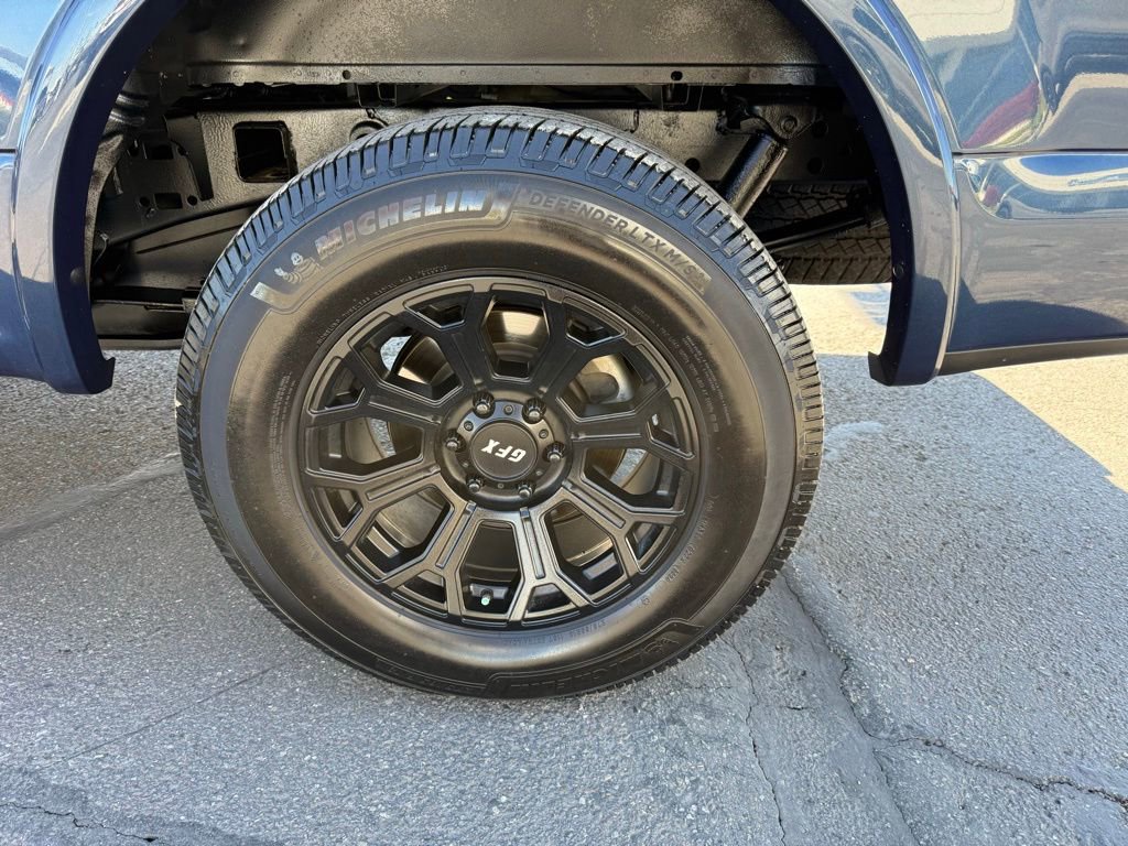Used 2018 Ford F150 Lariat w/ Equipment Group 502A Luxury image 14
