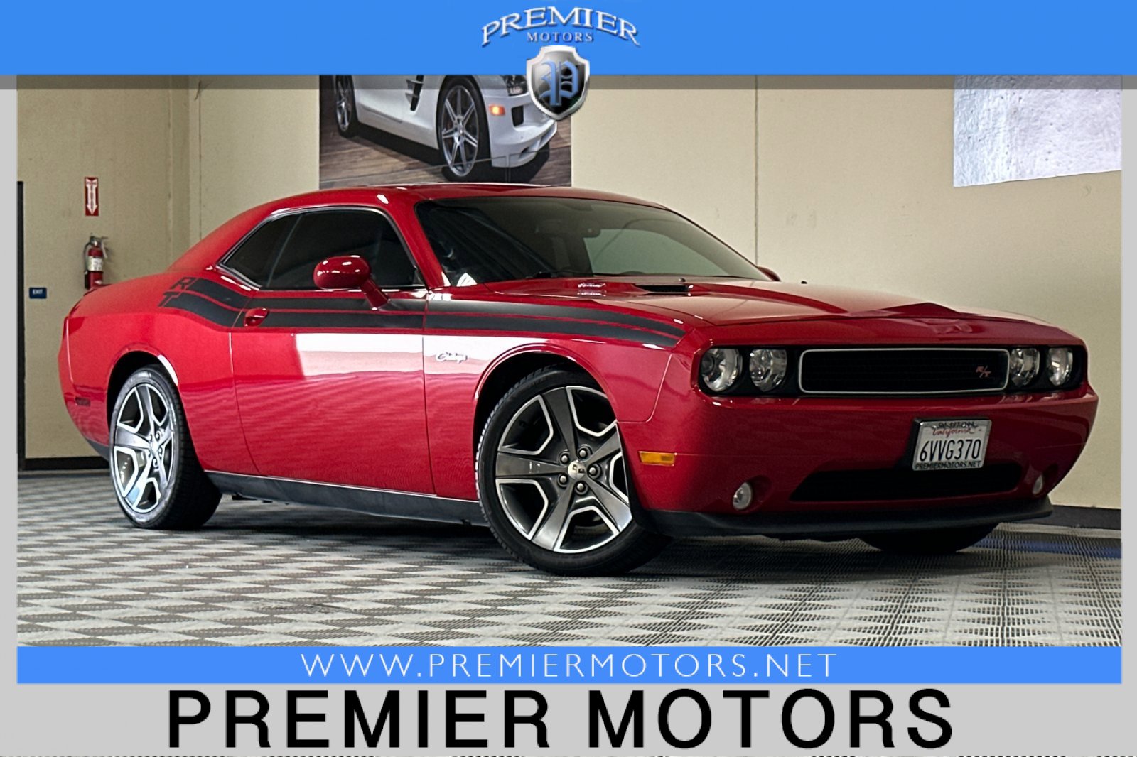 Used 2012 Dodge Challenger R/T image 1
