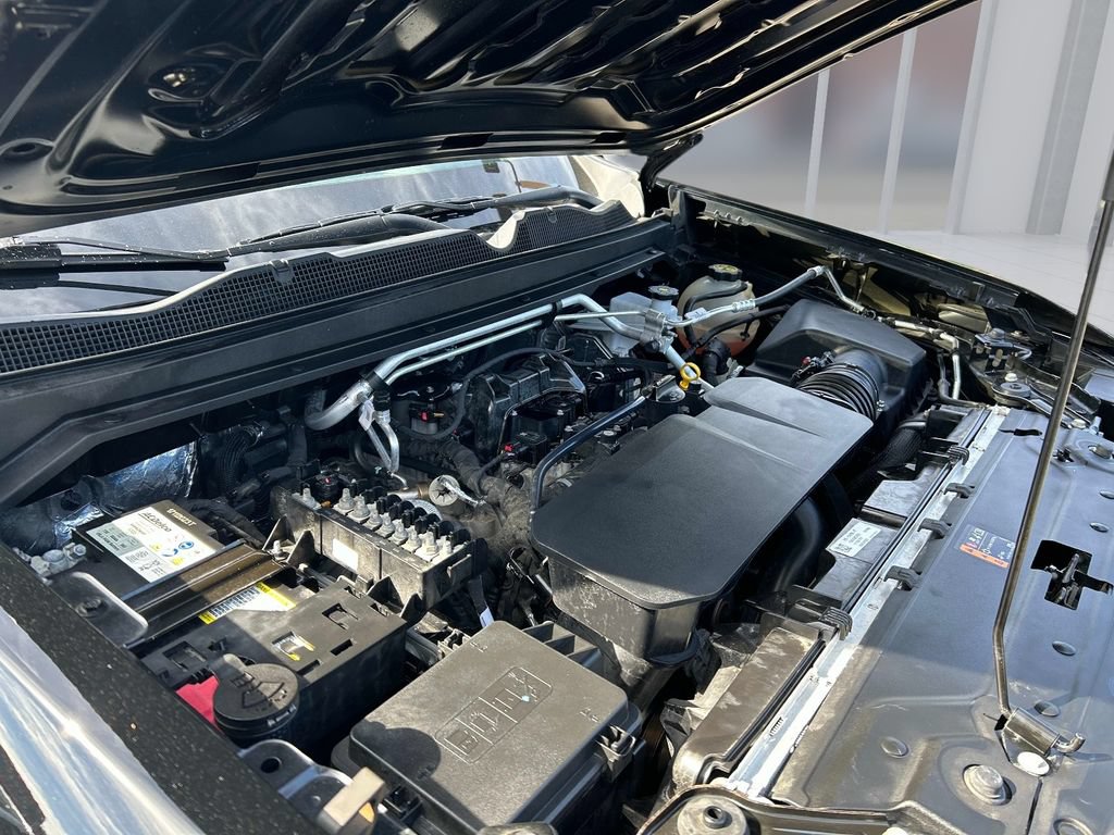 Used 2023 Chevrolet Colorado W/T RWD image 16
