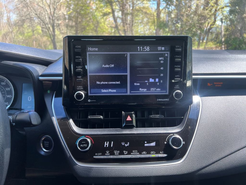 Used 2022 Toyota Corolla LE w/ LE Convenience Package FWD image 21