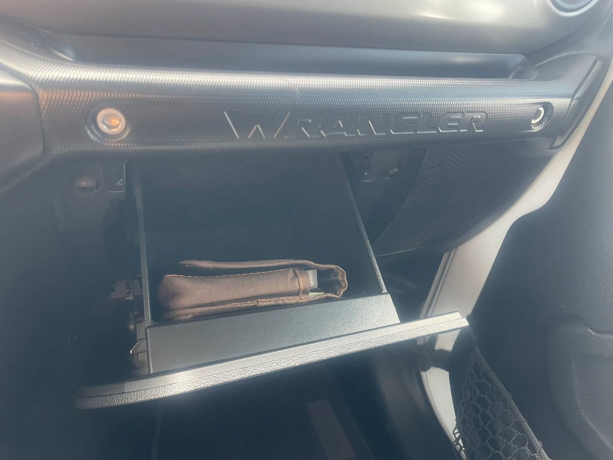 Used 2018 Jeep Wrangler Unlimited Sport S image 17