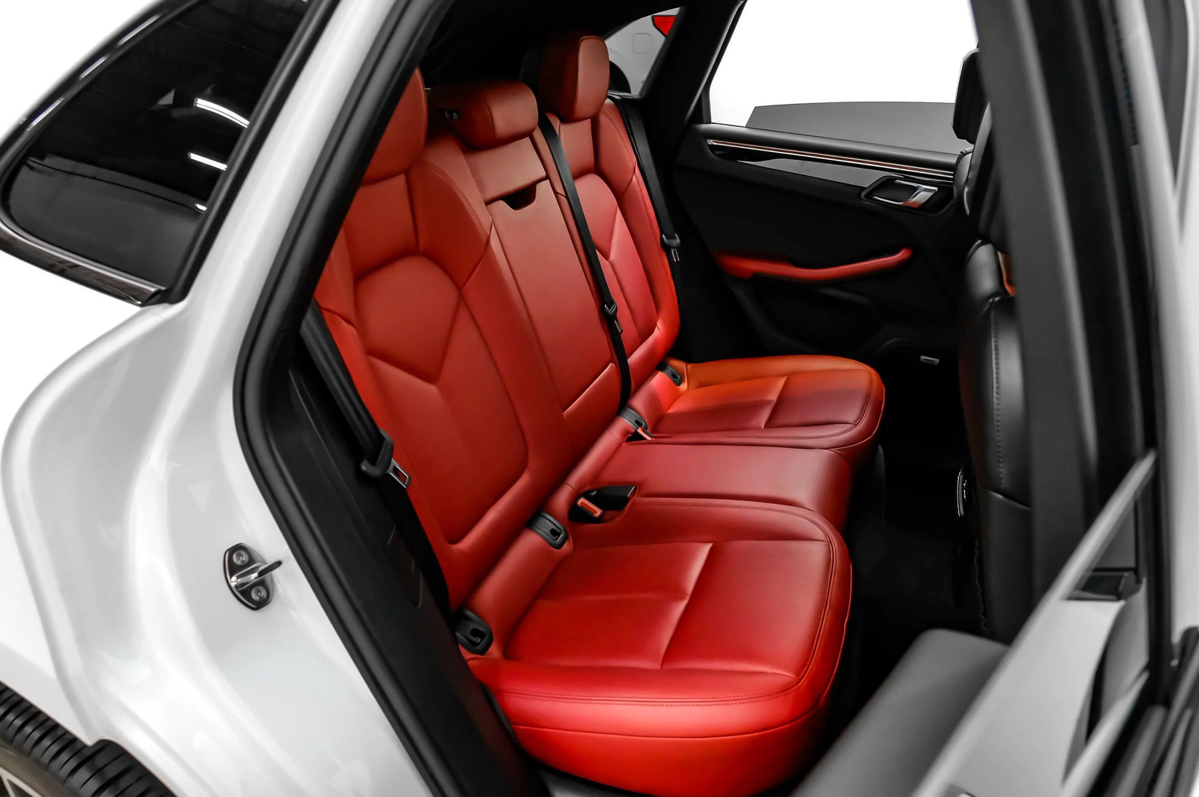 Used 2020 Porsche Macan S AWD/4WD image 38