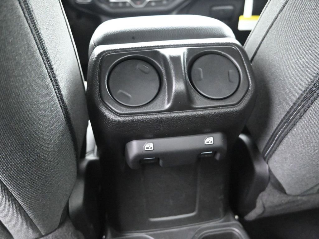 Used 2025 Jeep Gladiator Sport AWD/4WD image 14