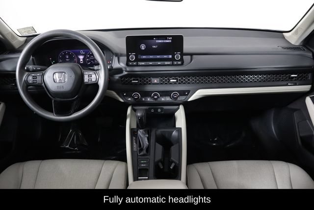 Used 2024 Honda Accord EX image 11