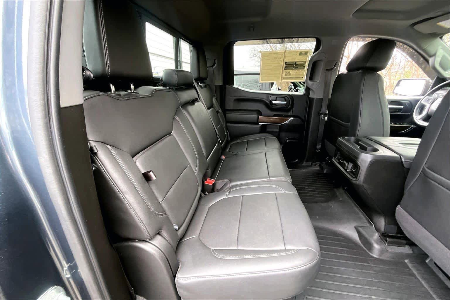 Used 2021 Chevrolet Silverado 1500 RST w/ Convenience Package II AWD/4WD image 18