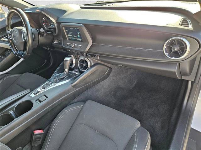 Used 2018 Chevrolet Camaro LT RWD image 19