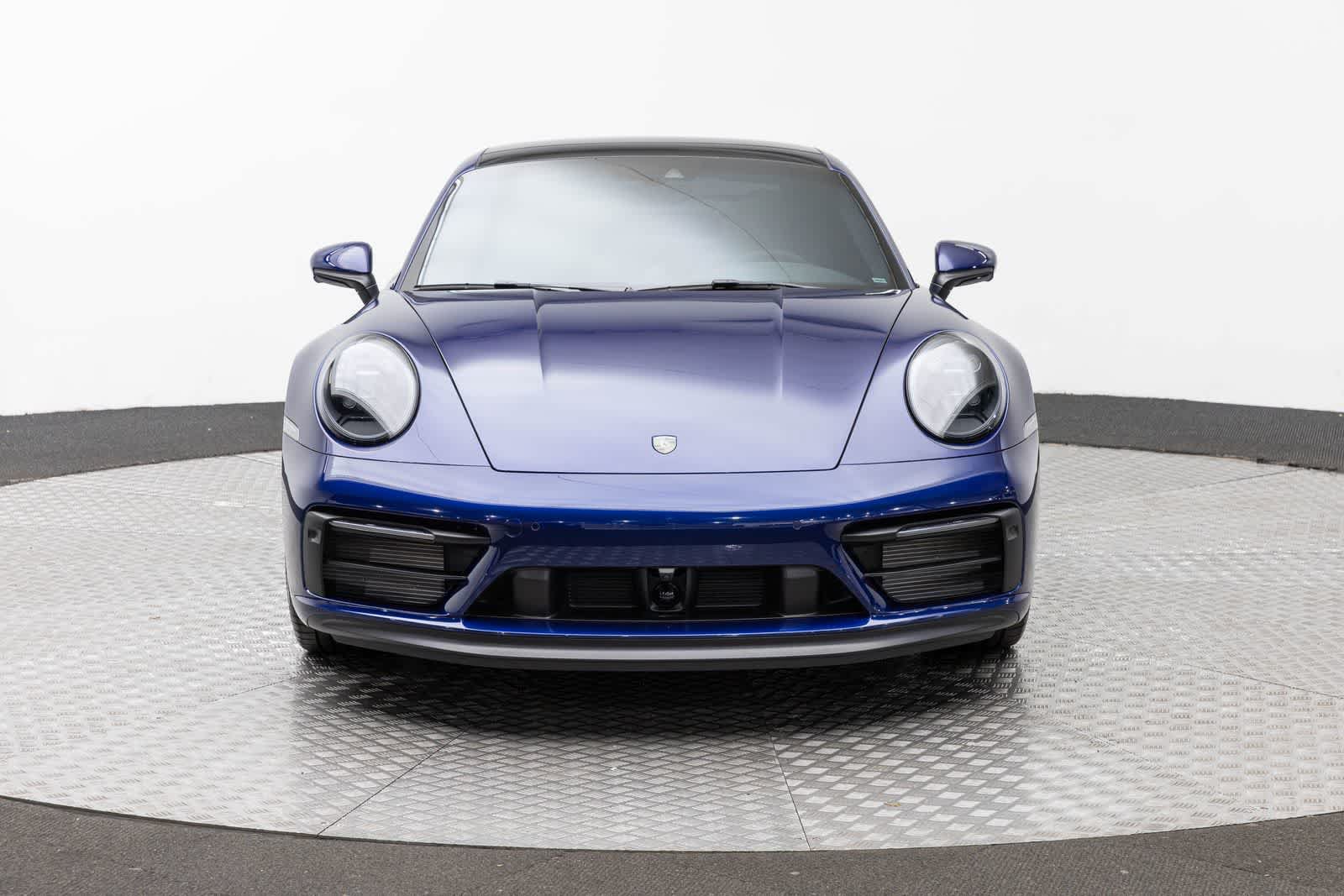 Used 2024 Porsche 911 Carrera GTS RWD image 6