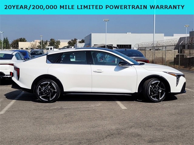 New 2025 Kia K4 GT-Line w/ GT-Line Premium Package image 3