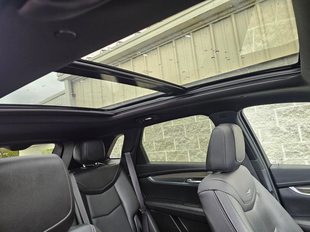 Used 2022 Cadillac XT5 Sportv image 17