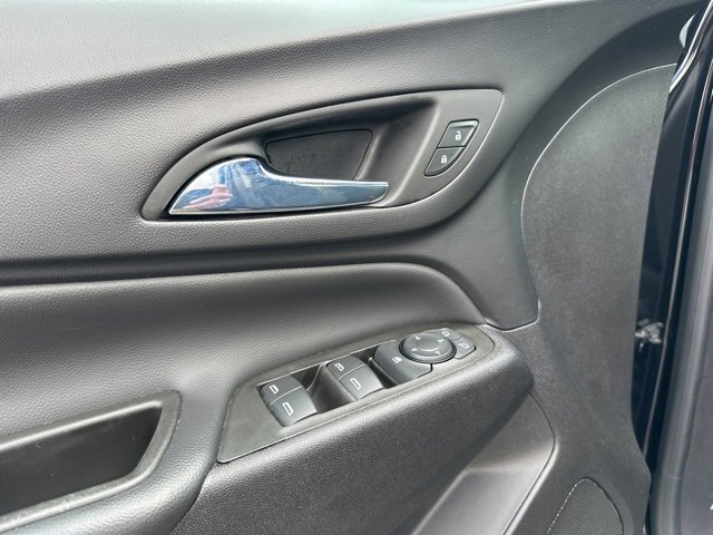 Used 2024 Chevrolet Equinox LT image 19