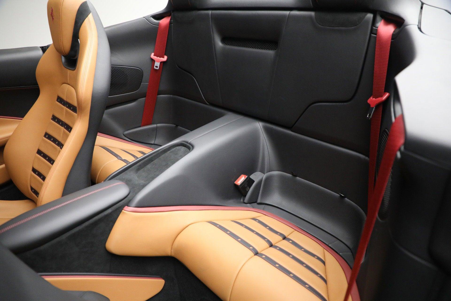 Certified 2024 Ferrari Roma Spider image 17