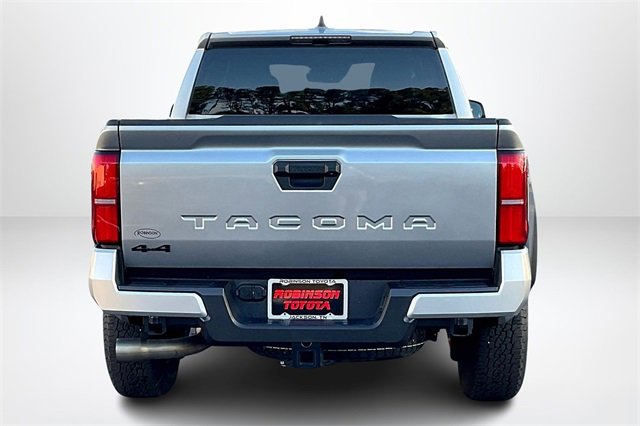 Used 2024 Toyota Tacoma TRD Off-Road image 4