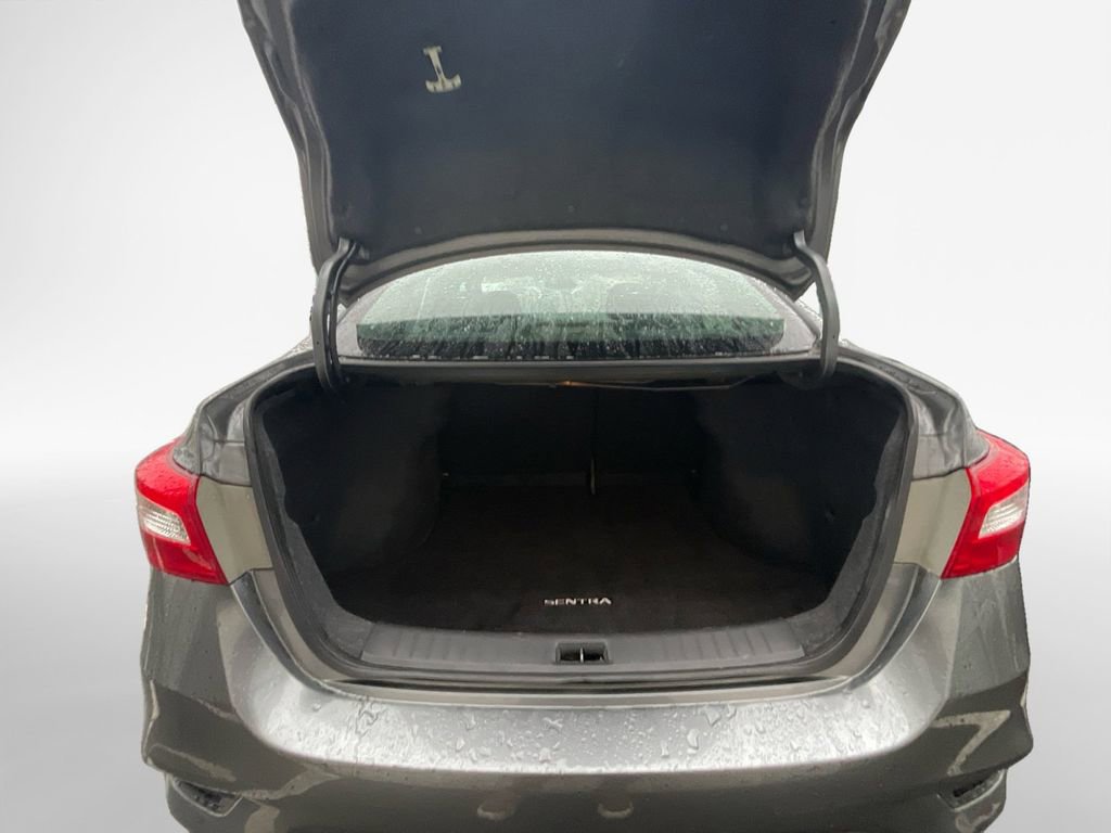 Used 2017 Nissan Sentra S FWD image 22