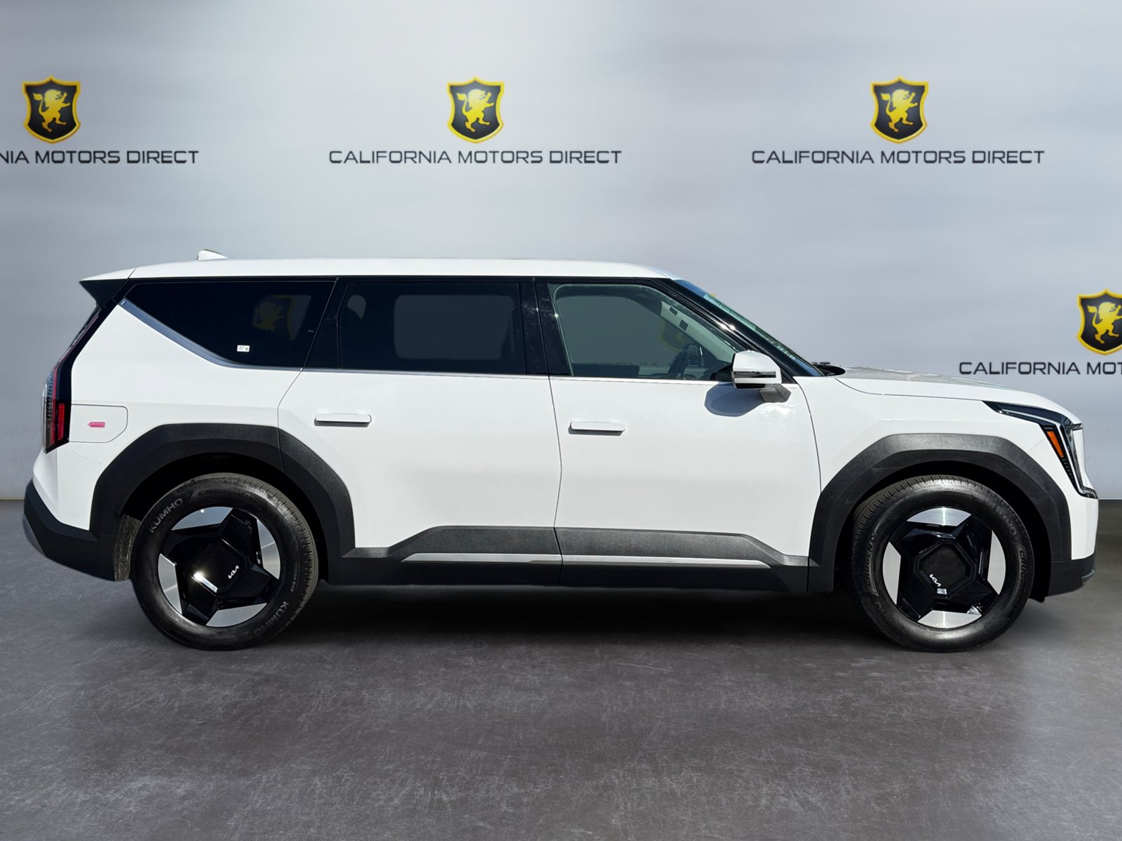 Used 2026 Kia EV9 Light RWD image 6