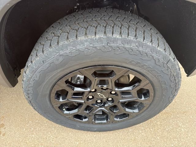 New 2026 Chevrolet Colorado Trail Boss w/ Off-Road Front Bumper Package image 52