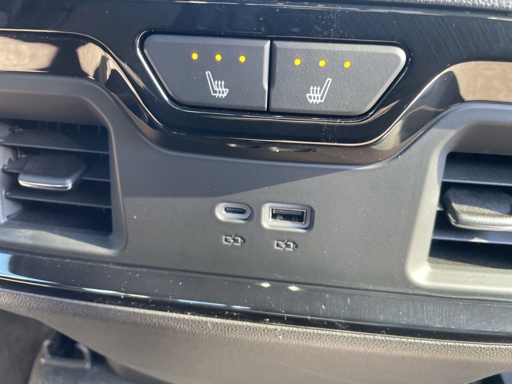 Used 2025 Chevrolet Silverado 1500 ZR2 w/ Technology Package image 38