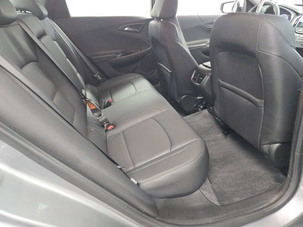 Used 2023 Chevrolet Malibu LT image 11