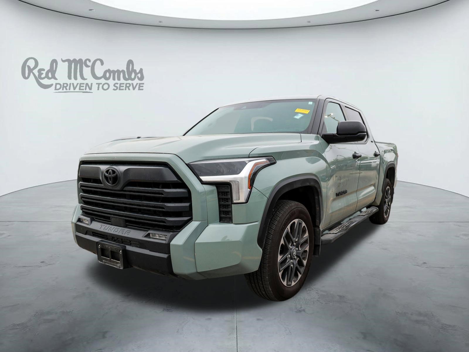 Used 2025 Toyota Tundra SR5 AWD/4WD image 1