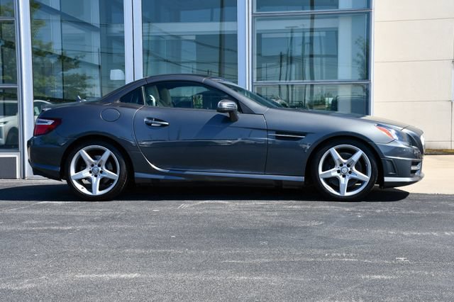 Used 2015 Mercedes-Benz SLK 250 image 5