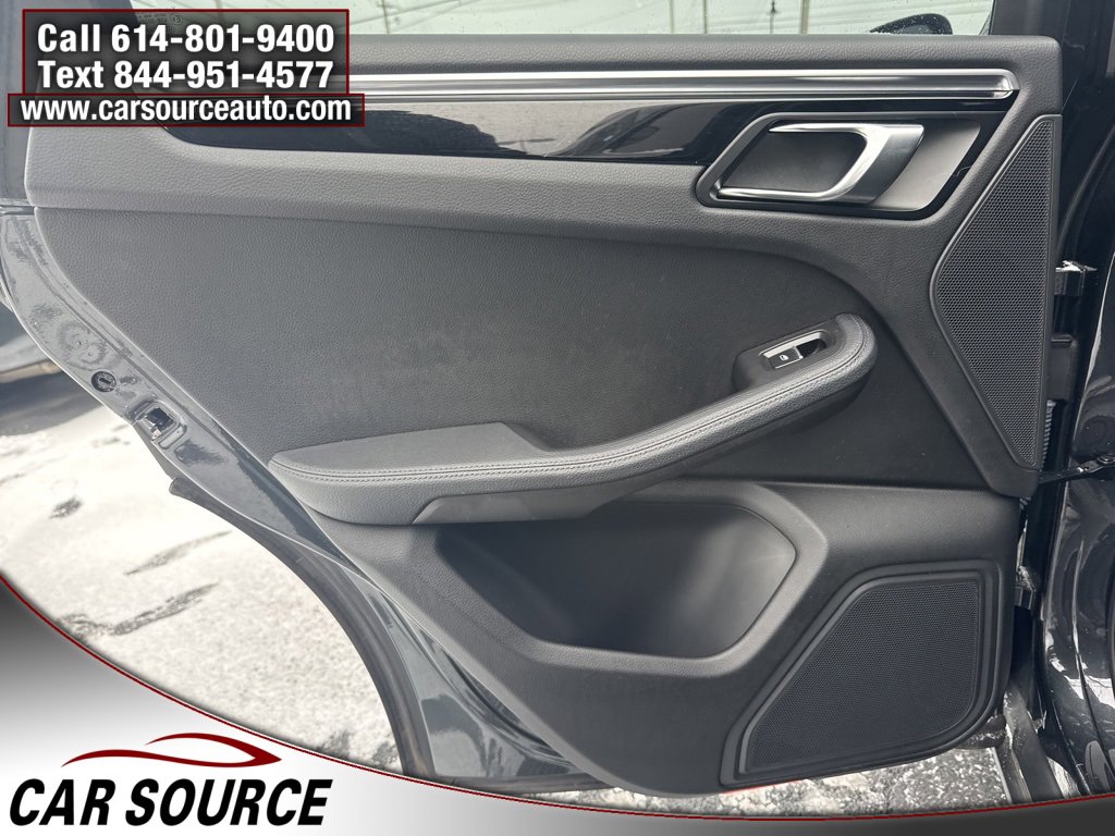 Used 2019 Porsche Macan image 32