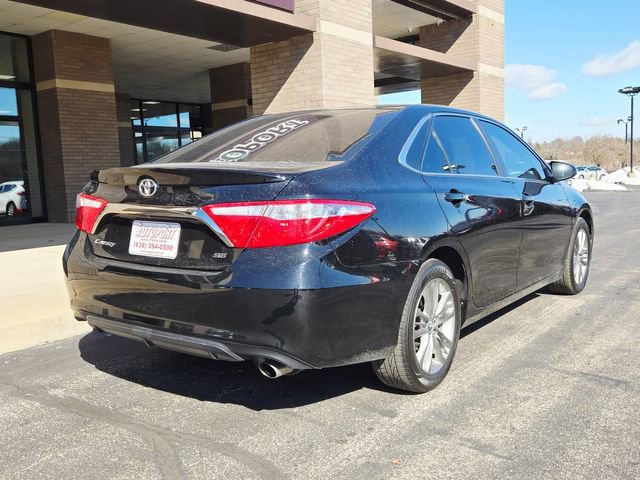 Used 2015 Toyota Camry SE image 6