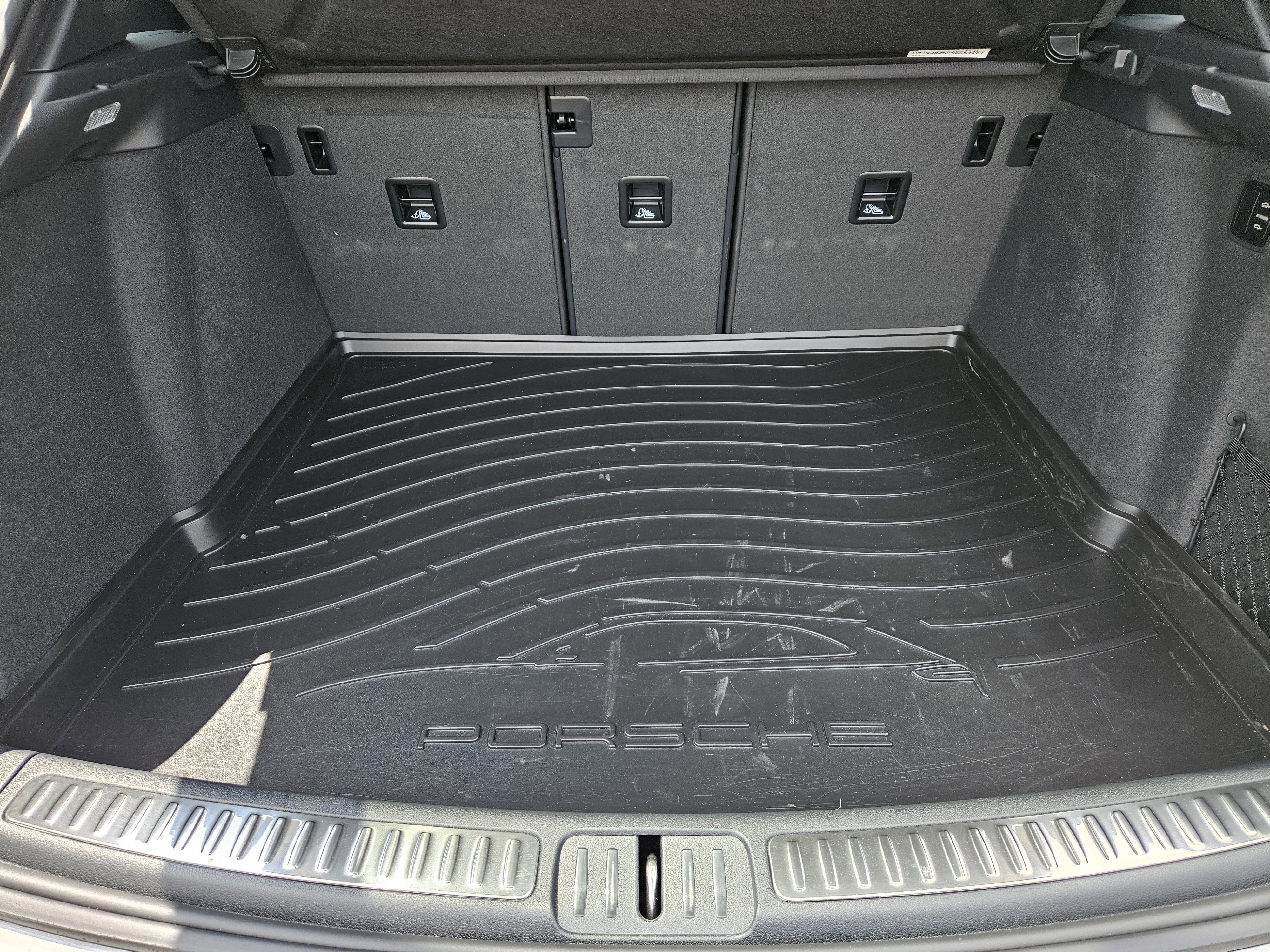 Certified 2026 Porsche Macan GTS image 31