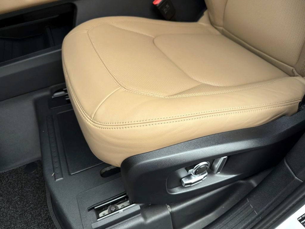 New 2026 Land Rover Defender 130 S AWD/4WD image 18